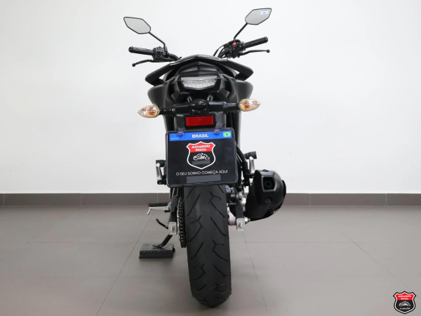 Foto Miniatura Yamaha FZ15 FAZER CONNECTED ABS 2025
