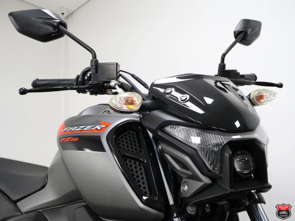 Foto Miniatura Yamaha FZ15 FAZER CONNECTED ABS 2025