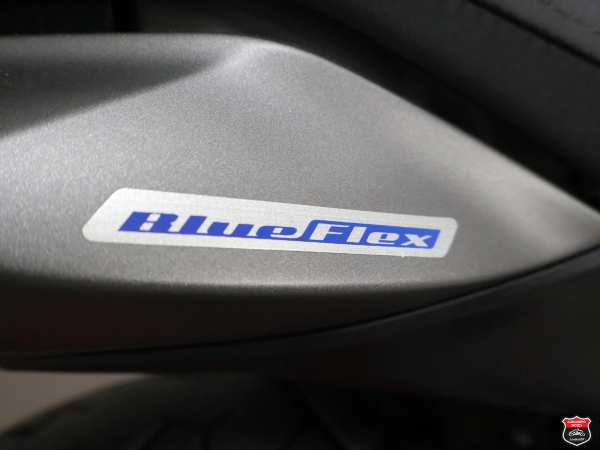 Foto Miniatura Yamaha FZ15 FAZER CONNECTED ABS 2025
