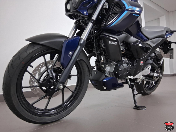 Foto Miniatura Yamaha FZ15 FAZER CONNECTED ABS 2026