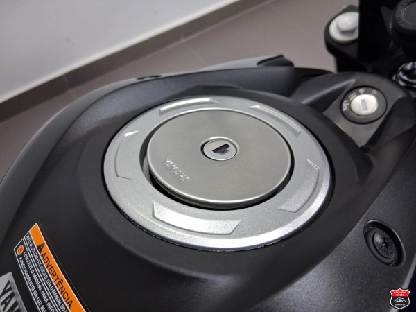 Foto Miniatura Yamaha FZ15 FAZER CONNECTED ABS 2026