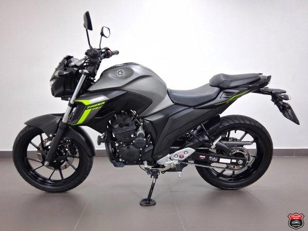 Foto Miniatura Yamaha FZ25 FAZER ABS 2024