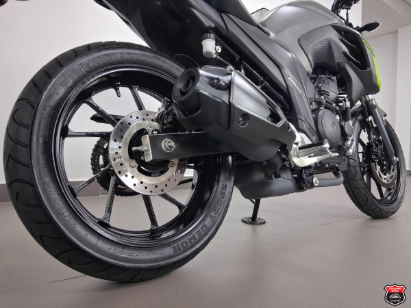 Foto Miniatura Yamaha FZ25 FAZER ABS 2024
