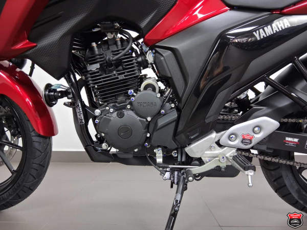 Foto Miniatura Yamaha FZ25 FAZER CONNECTED ABS 2026