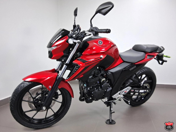 Foto Miniatura Yamaha FZ25 FAZER CONNECTED ABS 2026
