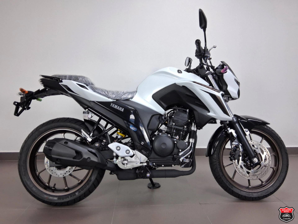 Yamaha FZ25 FAZER CONNECTED ABS 2026