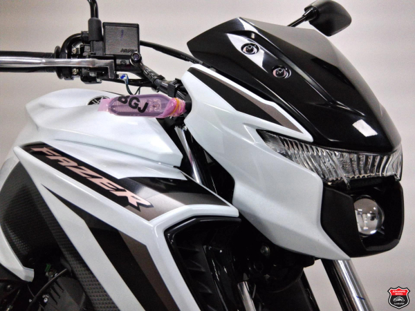 Foto Miniatura Yamaha FZ25 FAZER CONNECTED ABS 2026