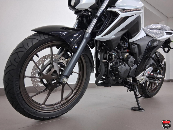 Foto Miniatura Yamaha FZ25 FAZER CONNECTED ABS 2026
