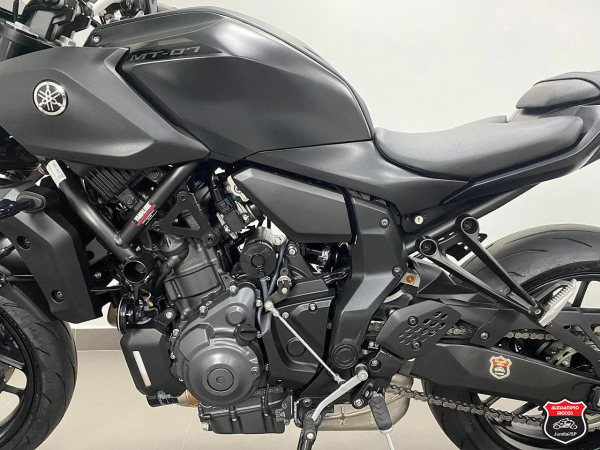 Foto Miniatura Yamaha MT-07 CONNECTED ABS 2026