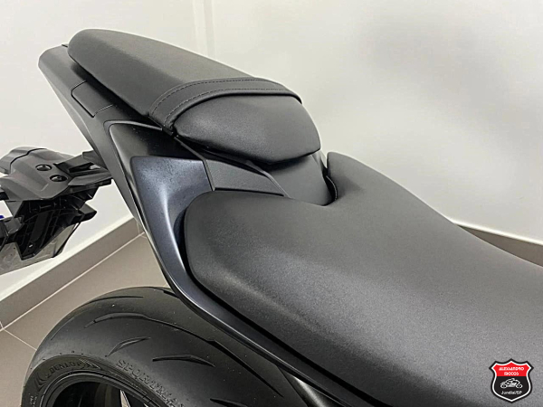 Foto Miniatura Yamaha MT-07 CONNECTED ABS 2026