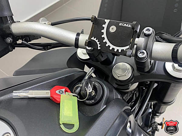 Foto Miniatura Yamaha MT-07 CONNECTED ABS 2026