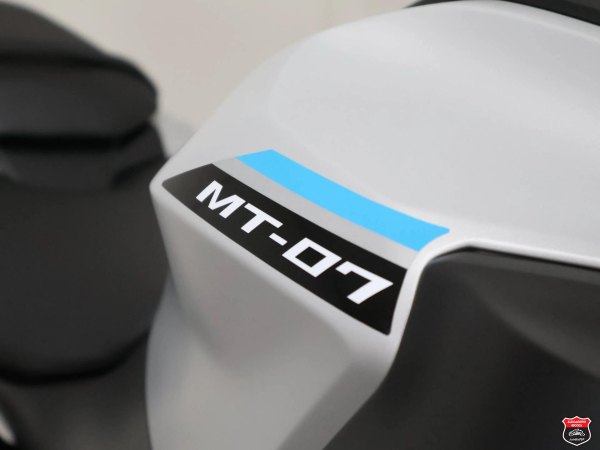 Foto Miniatura Yamaha MT-07 CONNECTED ABS 2026