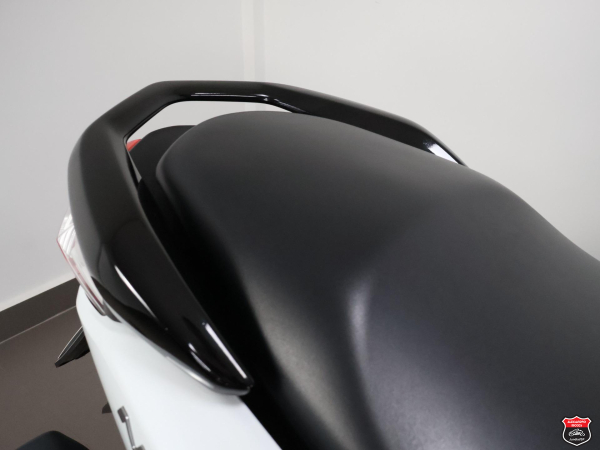 Foto Miniatura Yamaha NMAX 160 ABS 2022