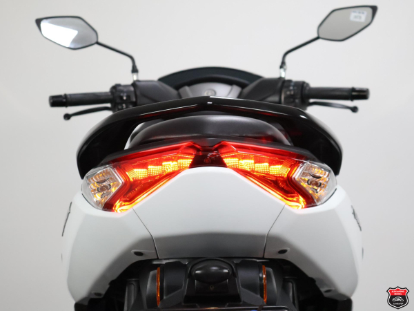 Foto Miniatura Yamaha NMAX 160 ABS 2022