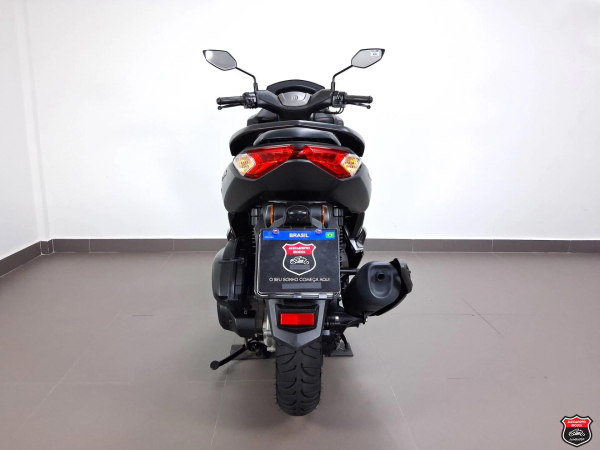 Foto Miniatura Yamaha NMAX 160 ABS 2024