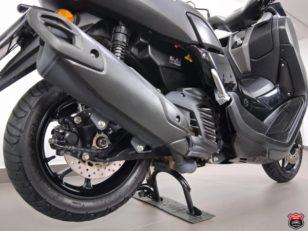 Foto Miniatura Yamaha NMAX 160 ABS 2024