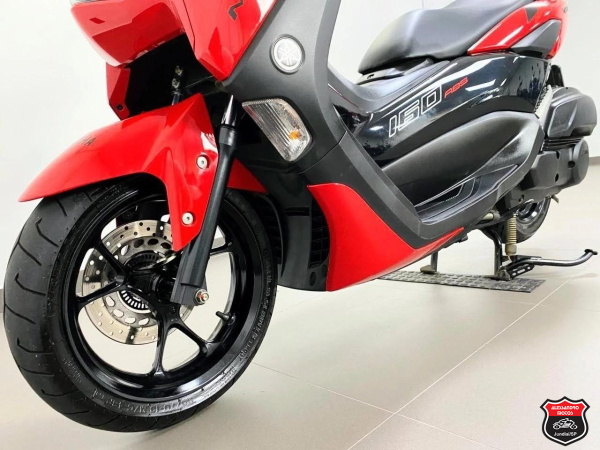 Foto Miniatura Yamaha NMAX CONNECTED 160 ABS 2024