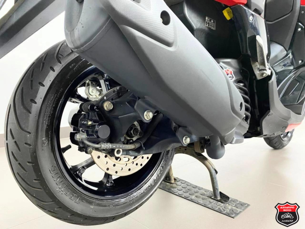Foto Miniatura Yamaha NMAX CONNECTED 160 ABS 2024