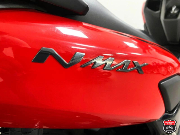 Foto Miniatura Yamaha NMAX CONNECTED 160 ABS 2024