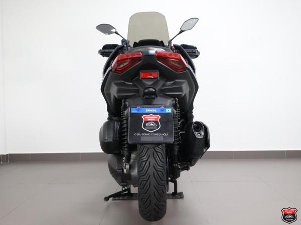 Foto Miniatura Yamaha XMAX 250 CONNECTED ABS 2025