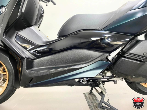 Foto Miniatura Yamaha XMAX ABS 2024