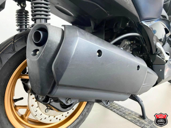 Foto Miniatura Yamaha XMAX ABS 2024
