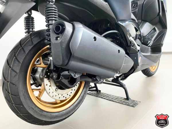 Foto Miniatura Yamaha XMAX ABS 2024
