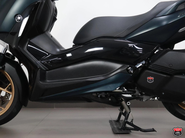 Foto Miniatura Yamaha XMAX ABS 2024