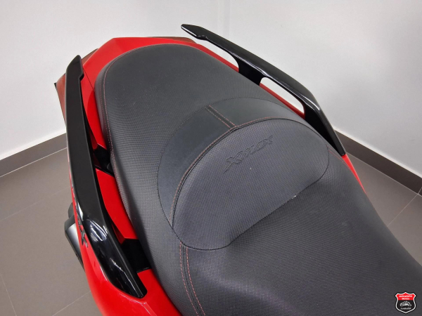Foto Miniatura Yamaha XMAX ABS 2024