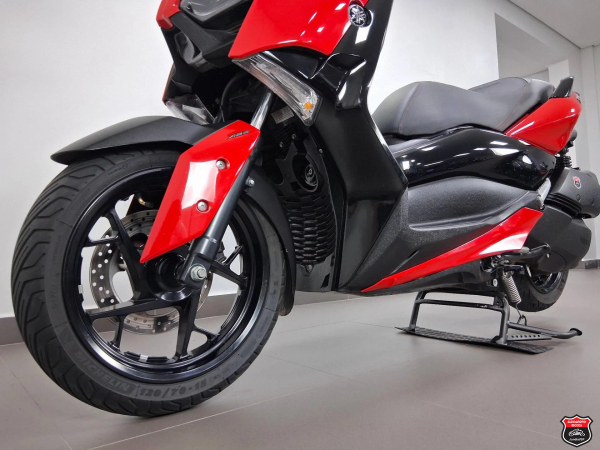 Foto Miniatura Yamaha XMAX ABS 2024