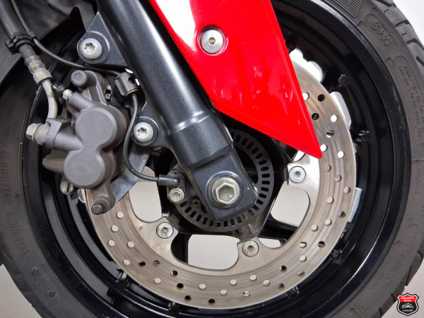 Foto Miniatura Yamaha XMAX ABS 2024