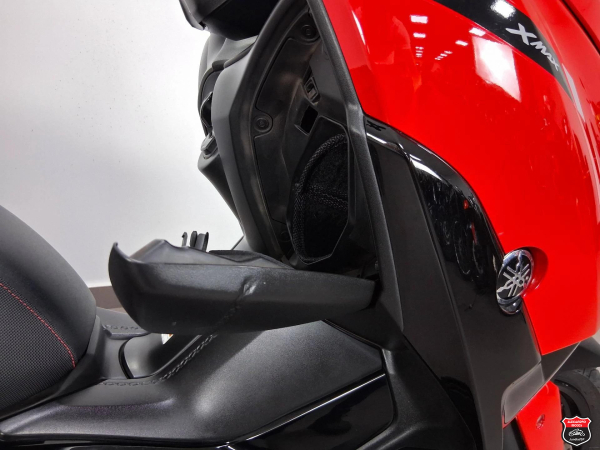 Foto Miniatura Yamaha XMAX ABS 2024