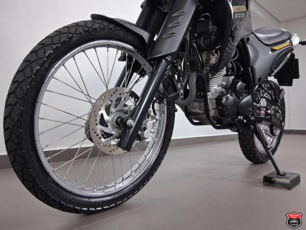 Foto Miniatura Yamaha XTZ 250 LANDER 2023