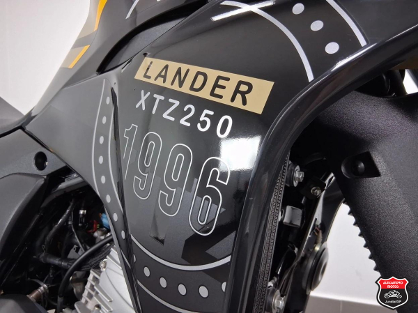 Foto Miniatura Yamaha XTZ 250 LANDER 2023