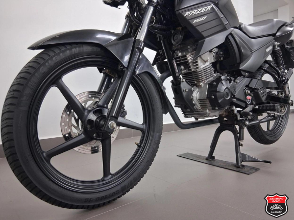 Foto Miniatura Yamaha YS 150 FAZER SED 2022