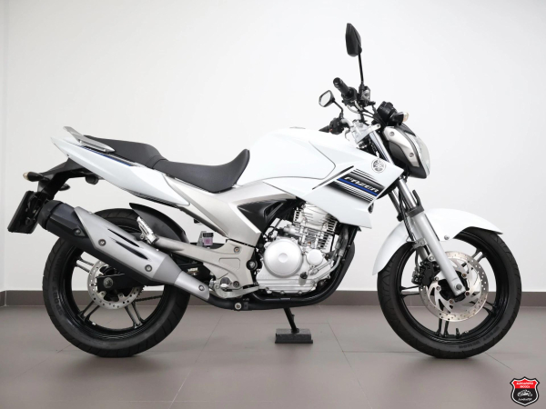 Yamaha YS 250 FAZER 2015