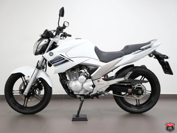 Foto Miniatura Yamaha YS 250 FAZER 2015