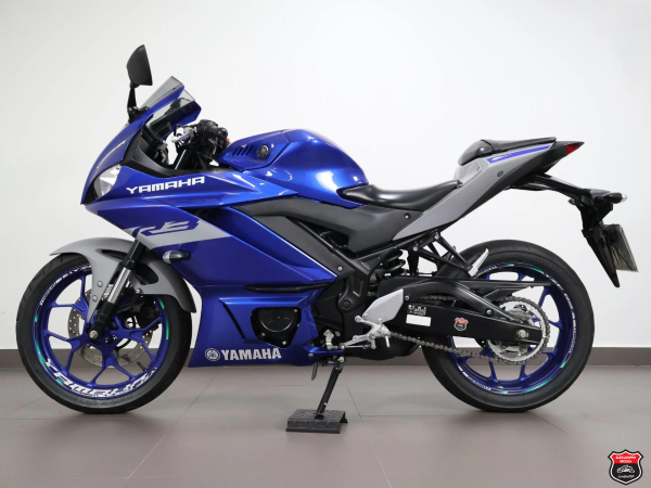 Foto Miniatura Yamaha YZF R3 ABS 2022