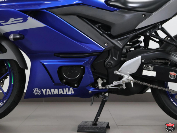Foto Miniatura Yamaha YZF R3 ABS 2022