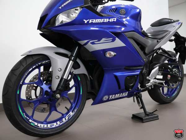 Foto Miniatura Yamaha YZF R3 ABS 2022